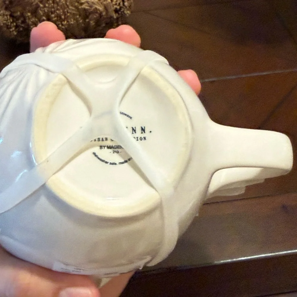 Rae Dunn White Nesting Measuring Cup Set- 4 pc- 3D Floral Pattern- NWT